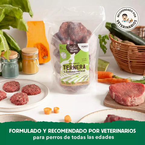 Dieta BARF con ternera y vegetales frescos para perros