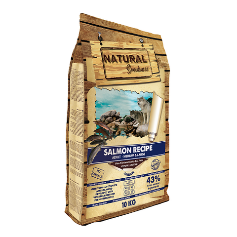 Ingredientes naturales del pienso de salmón para perros