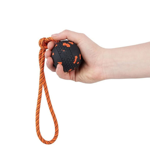 juguete pelota con cuerda ideal para perros activos