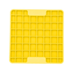 Comedero LickiMat Mini Tuff Playdate Amarillo para perro de Lickimat disponible en Emperrados para cuidar a tu peludo.