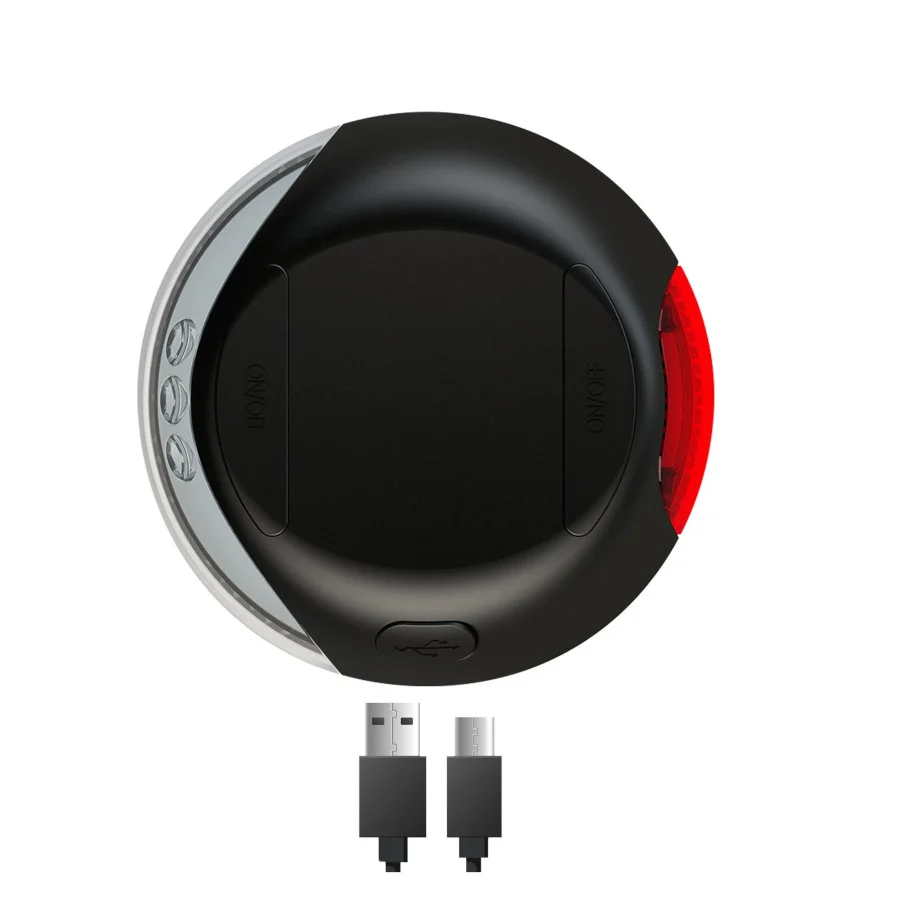 Vista frontal de la linterna LED Flexi negra para correas de Emperrados.