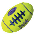 Kong Air Dog Squeaker pelota ovalada para perros de Kong disponible en Emperrados para cuidar a tu peludo.